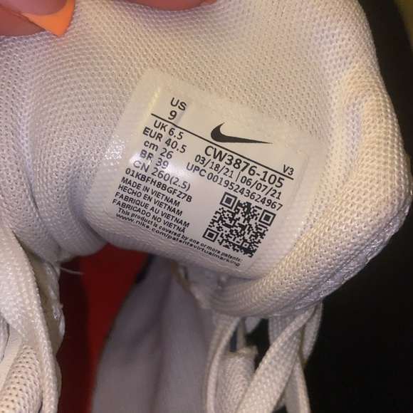 Nike Zoom Air Fire “Team Orange” White/ Silver Sneakers- Women's Size 9 - Picture 7 of 7